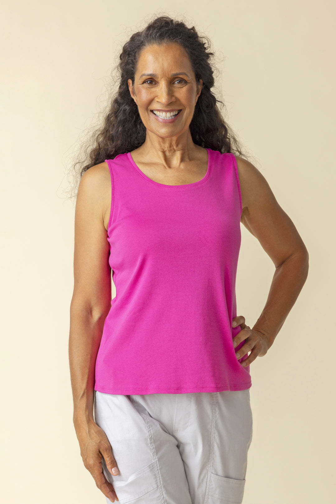 Habitat Layering Tank H16417-Berry