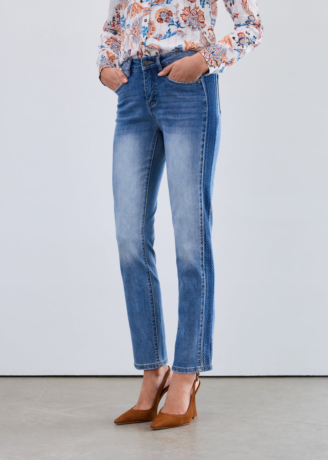 FDJ Olivia Pencil Leg Jean 2316799-MEDWA Medium Wash