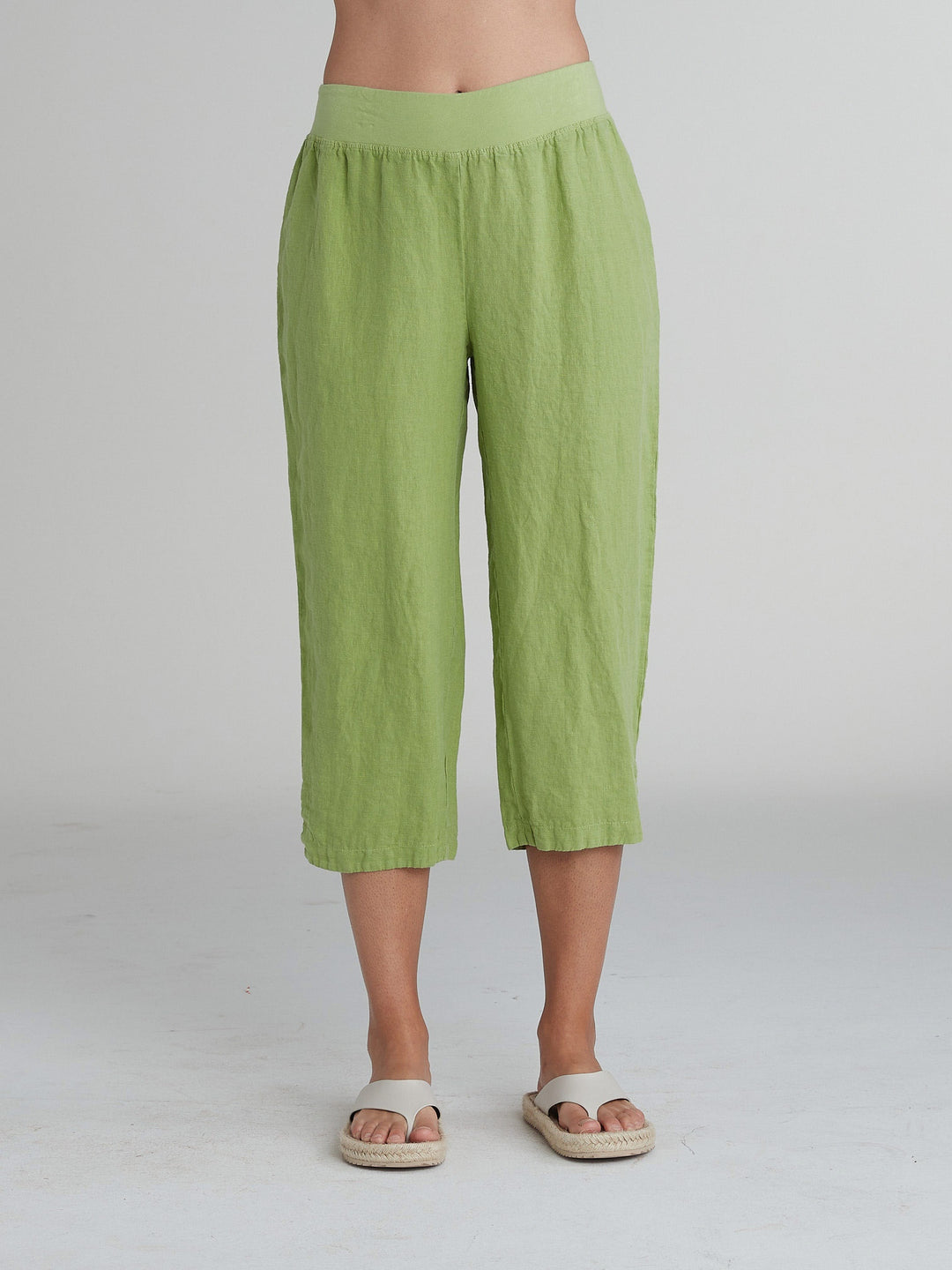 Cut Loose Solid Capri Pant 4402914 - Verde