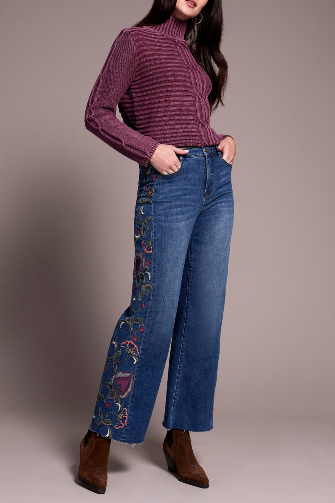 Tribal Brooke Hugging Jean w/ Embroidery 5958O-5076-2501 BlueDusk