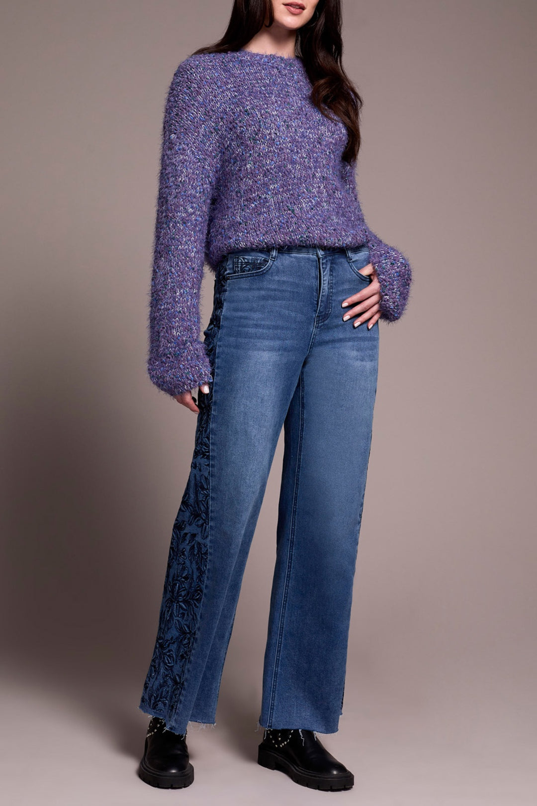 Tribal Brooke Hugging Jean w/ Embroidery 5958O-5229-2501 BlueDusk