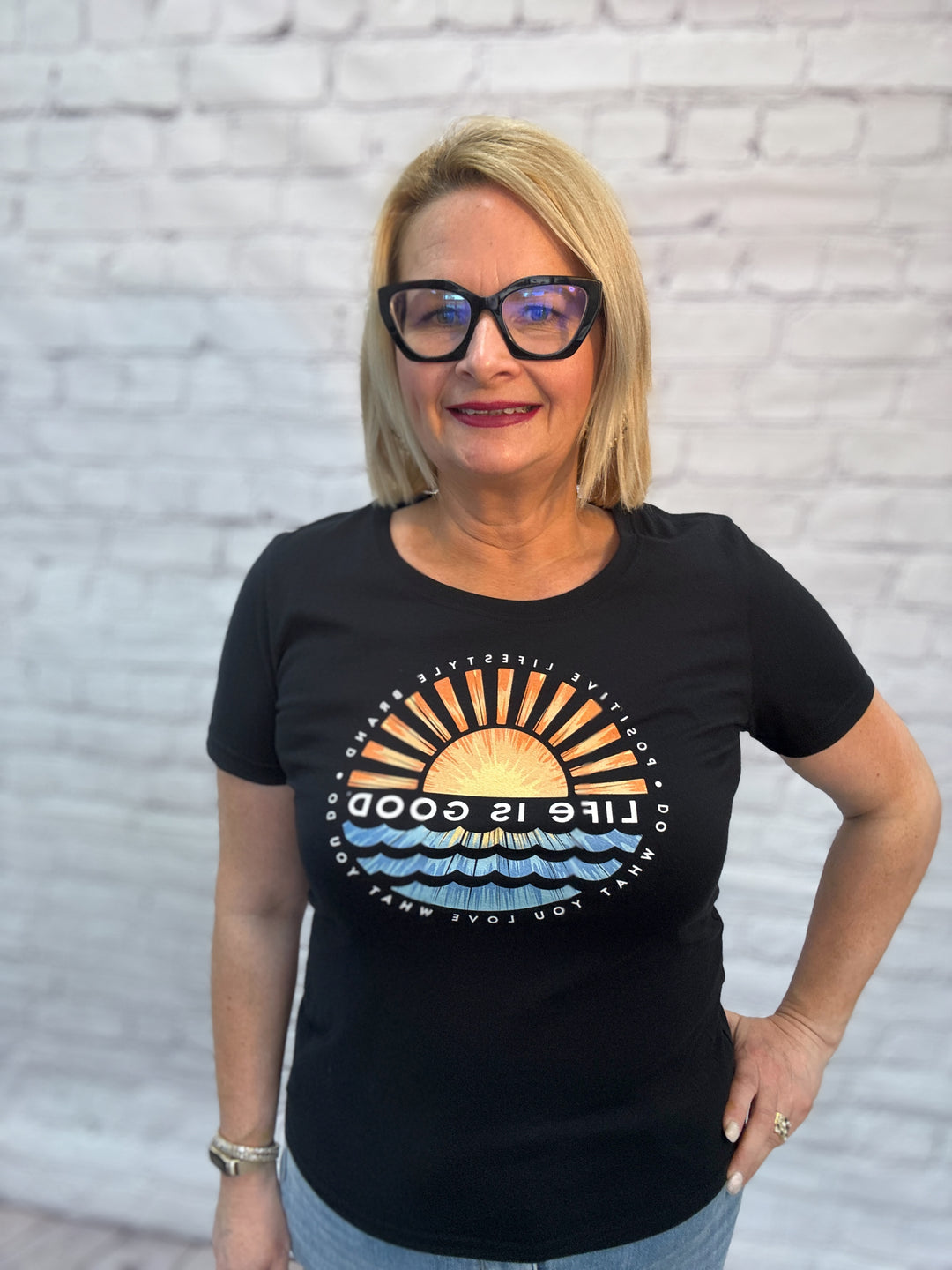 Life is Good Sun T-Shirt - Black