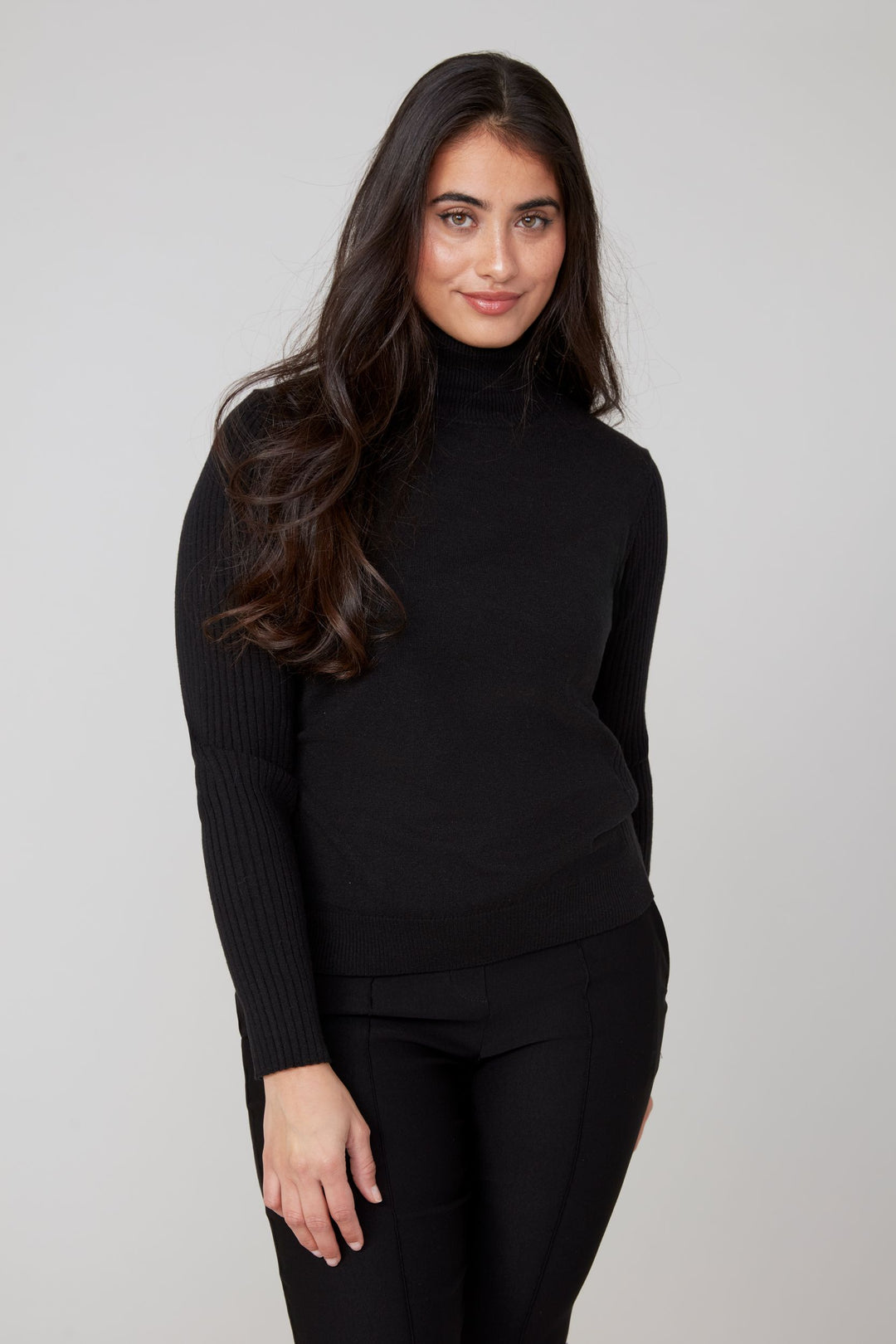 Renuar Knit Turtleneck Sweater R6947-3391-8302 Black
