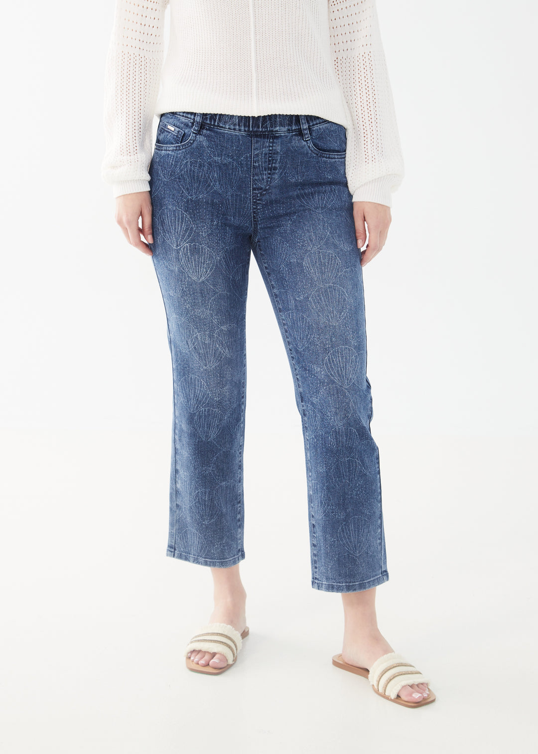 FDJ Printed Pull-On Straight Crop Jean 2561699-SHLE Shell Etching