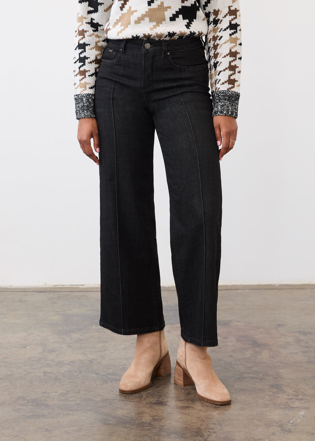 FDJ Olivia Pintuck Wide Leg Jean 2200217-BLK Deep Black