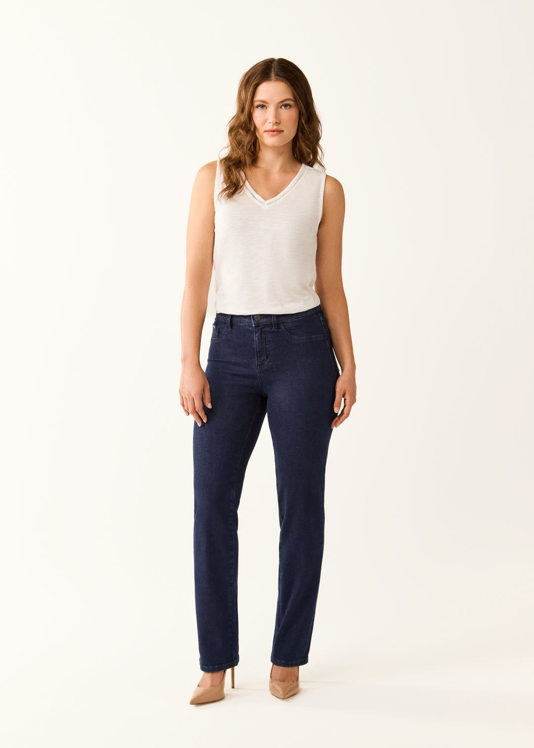FDJ "Beyond Denim" Straight Leg Jean 2555862B-DKRINS Dark Rinse