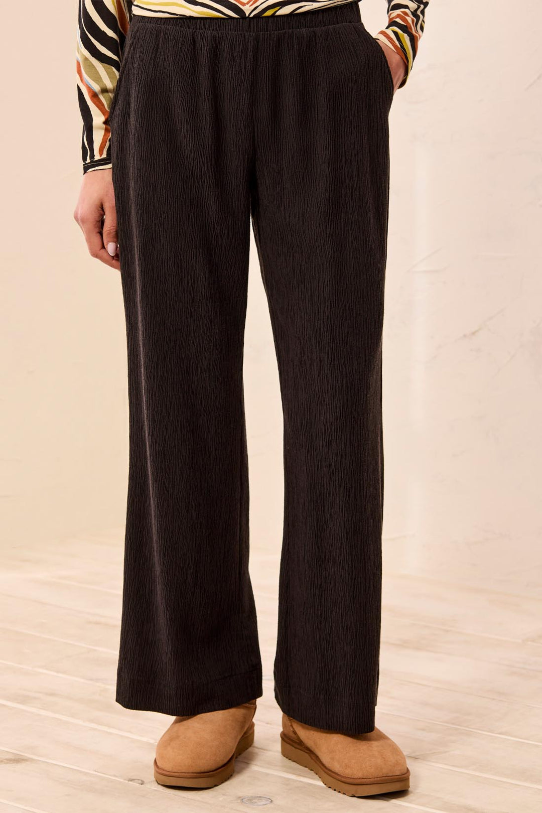 Tribal Ankle Pant w/ Pockets 3141O-8503-0002 Black