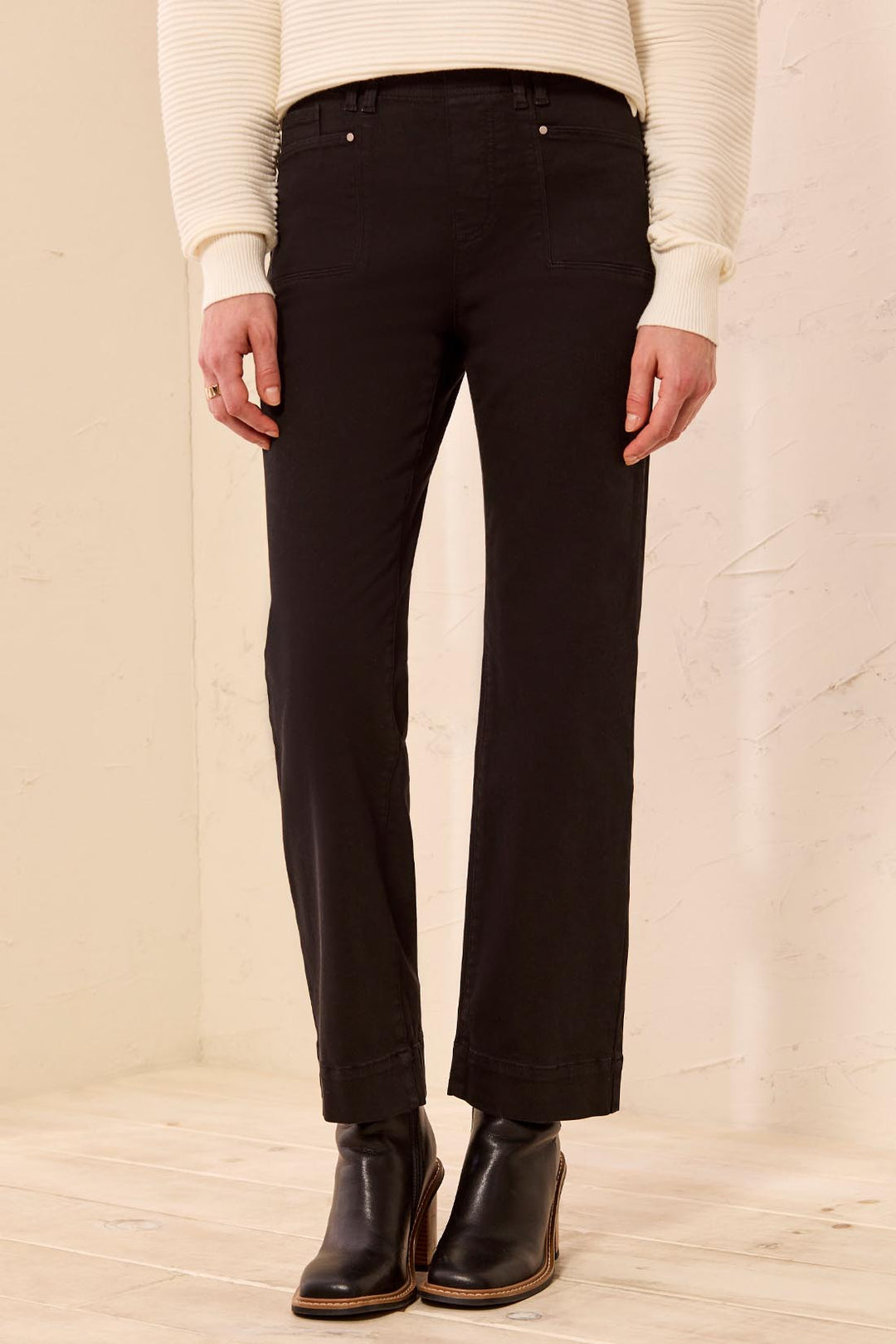 Tribal 5-Pocket Pull-On Ankle Pant 3160O-2020W-0002 Black