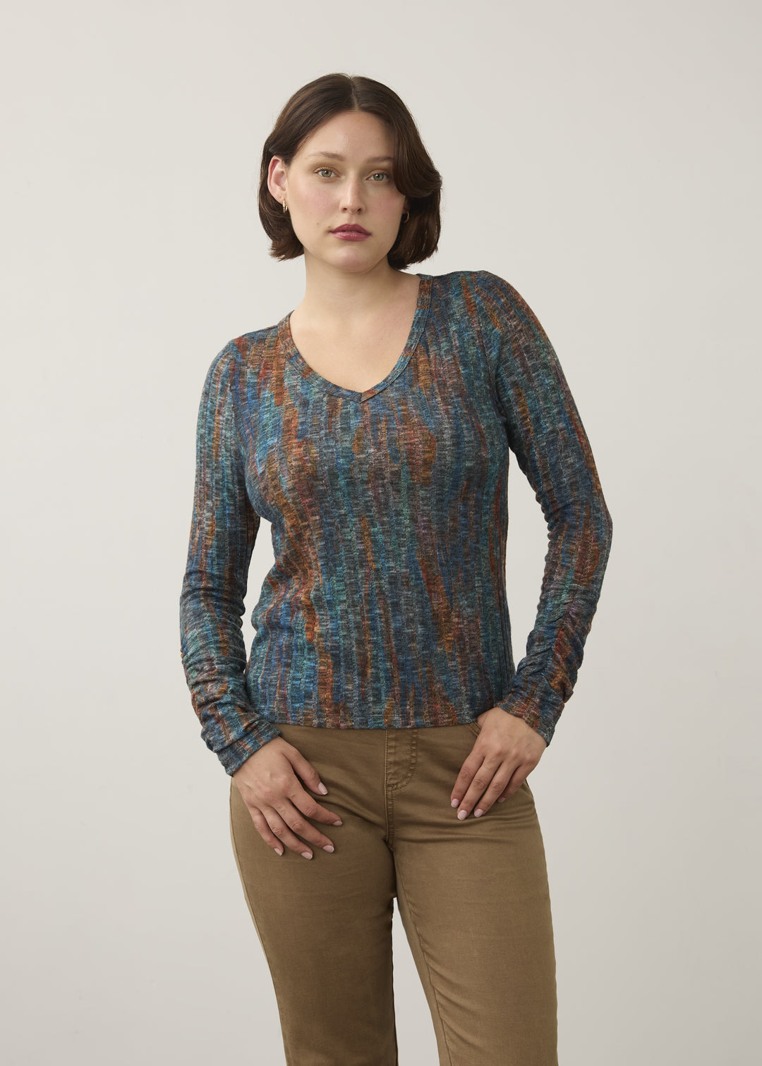 FDJ Kingston Long Sleeve V-Neck Top 3262508-KING Kingston Print