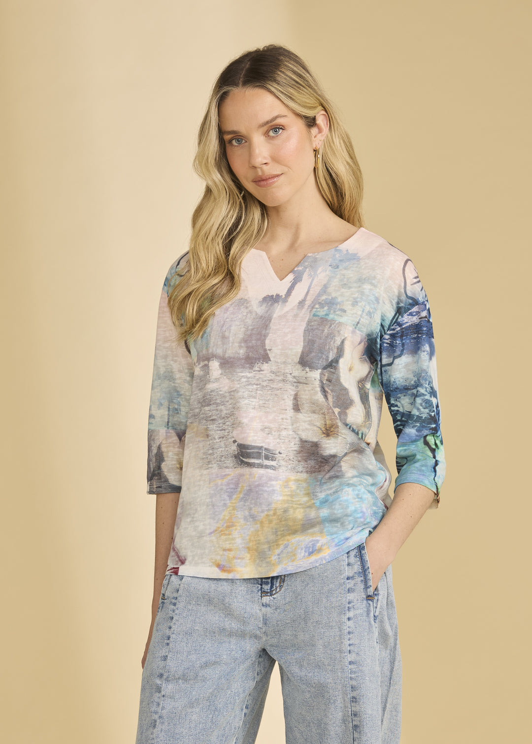 FDJ Notch Neck Top 3605451-PRT Spring Collage