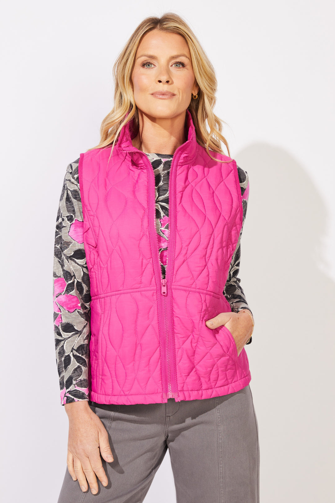 Escape by Habitat Summit Vest E51088F6-FUCHSIA