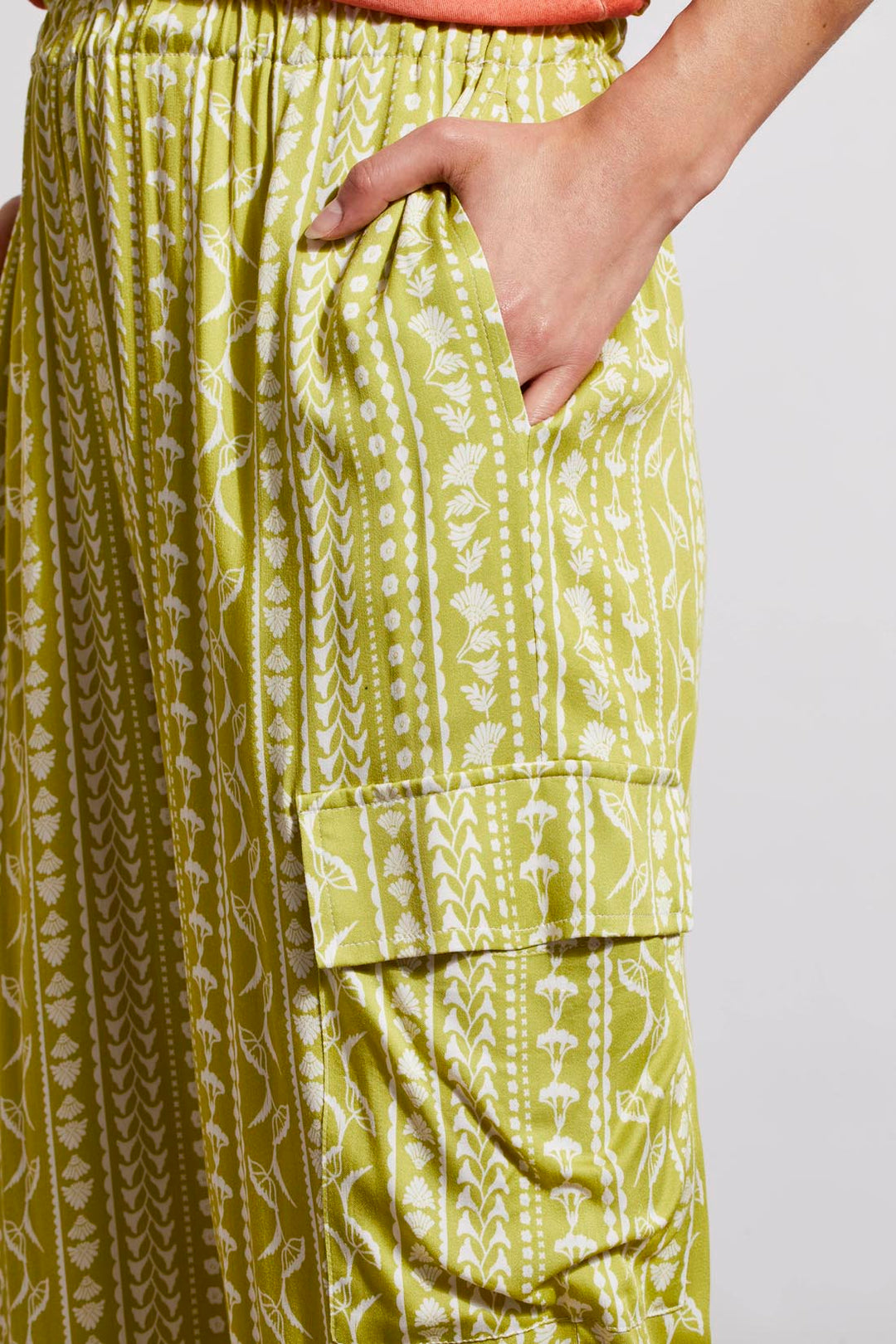 Tribal Border Print Cargo Pant 5429O-1434-2173 Pear