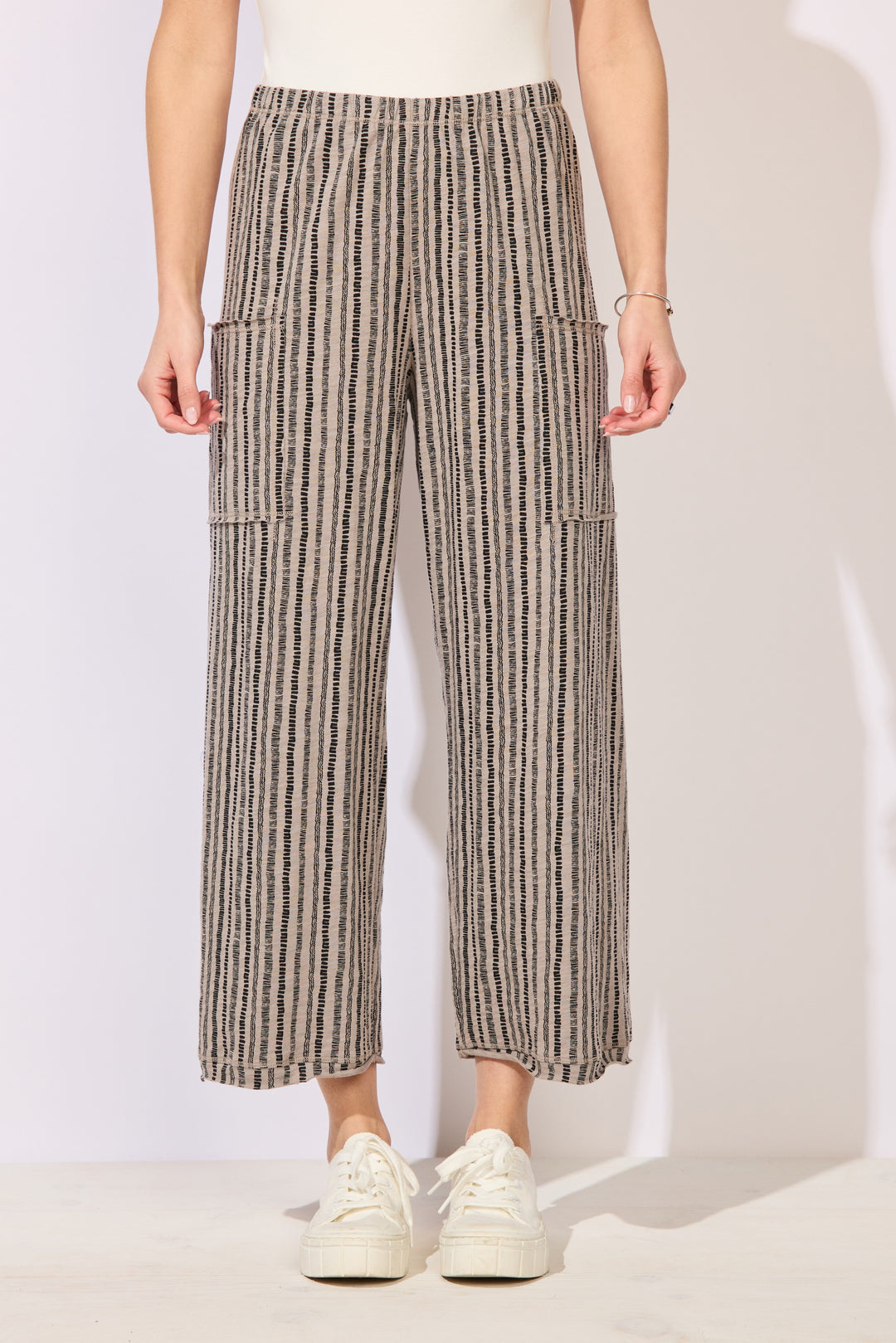 Escape by Habitat Pocket Flood "Canyon Stripe" E62226-FOG