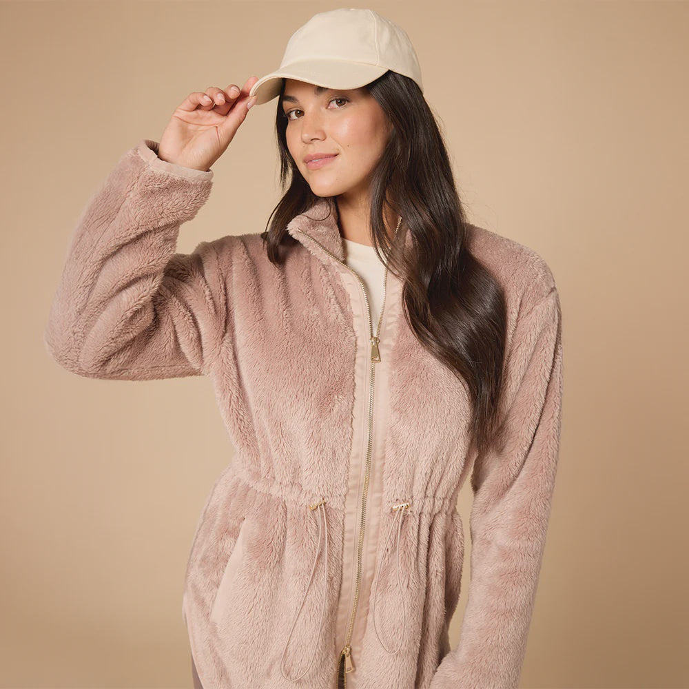 Outdoor Jackets and Parkas – Johnson's Fashion and Footwear