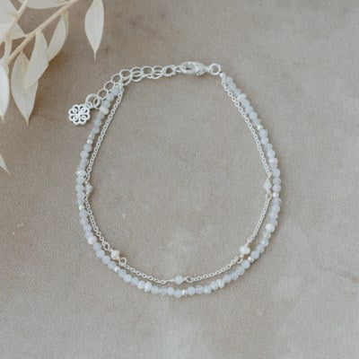 Glee Jewelry Beth Necklace - Silver/Moonstone/White Pearl