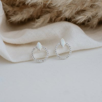Glee Blanche Earring - Silver/Opalite