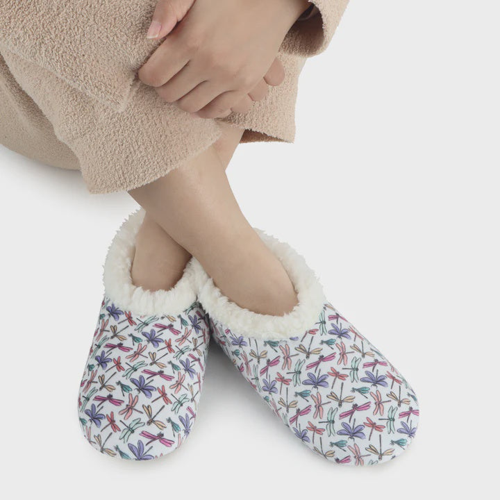 Womens Snoozies "Petals and Parsley" Slippers - Dragonflies