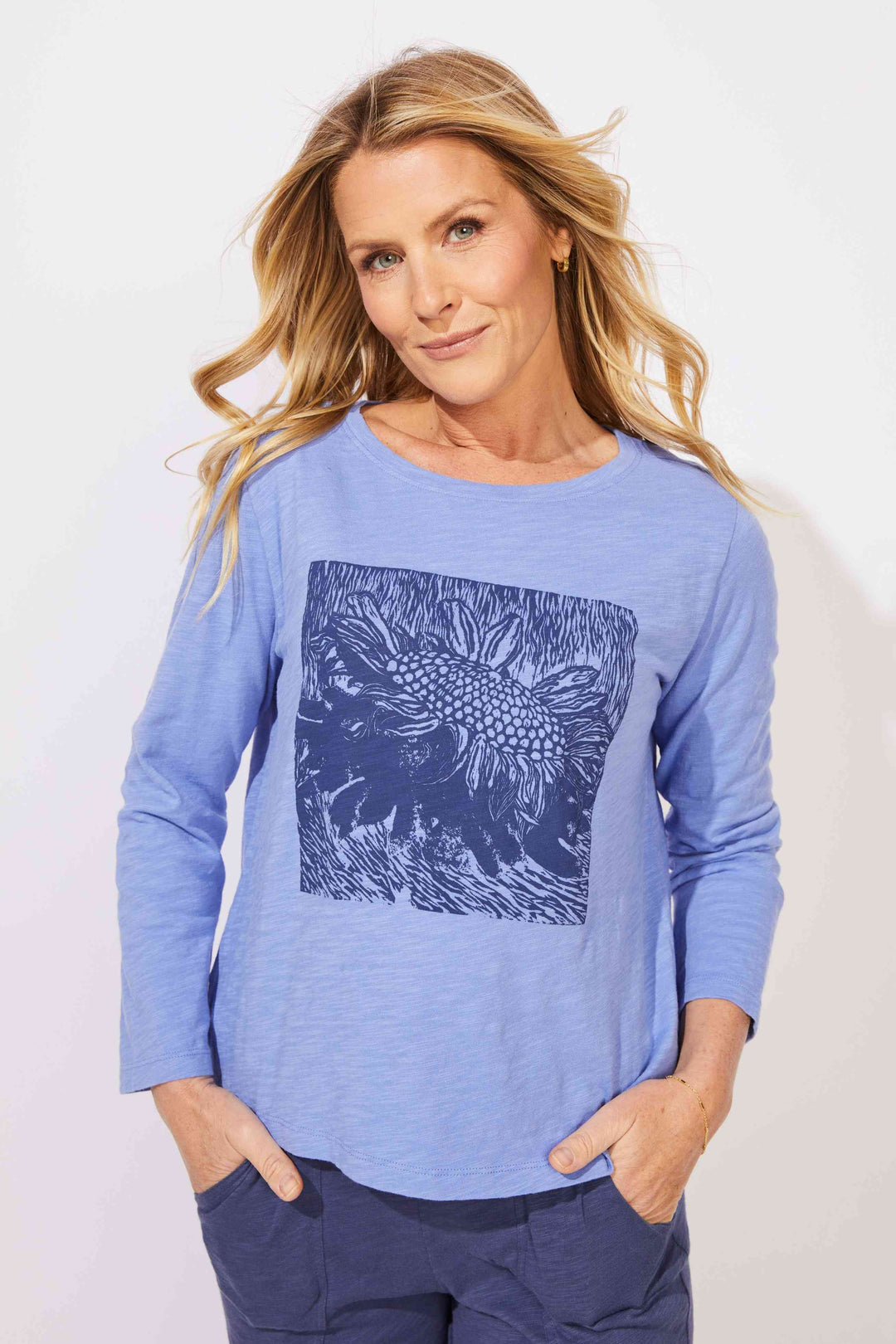 Escape by Habitat Boxy Tee "Linocut Sunflower" E43025 - BAJABLU Baja Blue