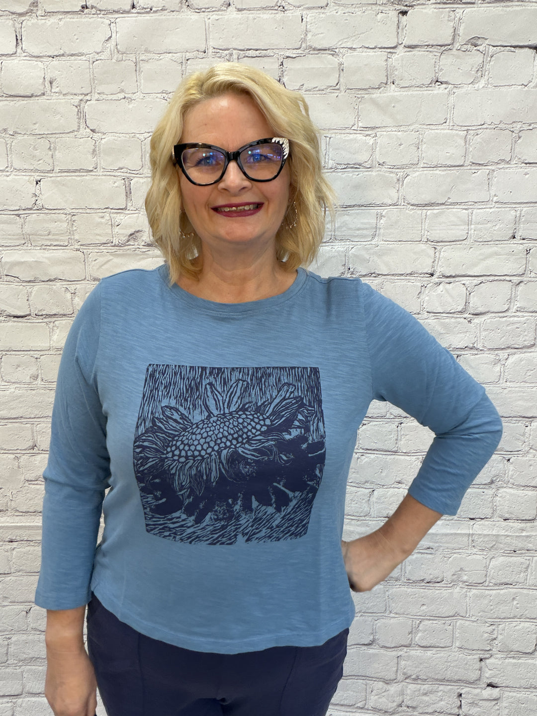 Escape by Habitat Boxy Tee "Linocut Sunflower" E43025-HARBOR