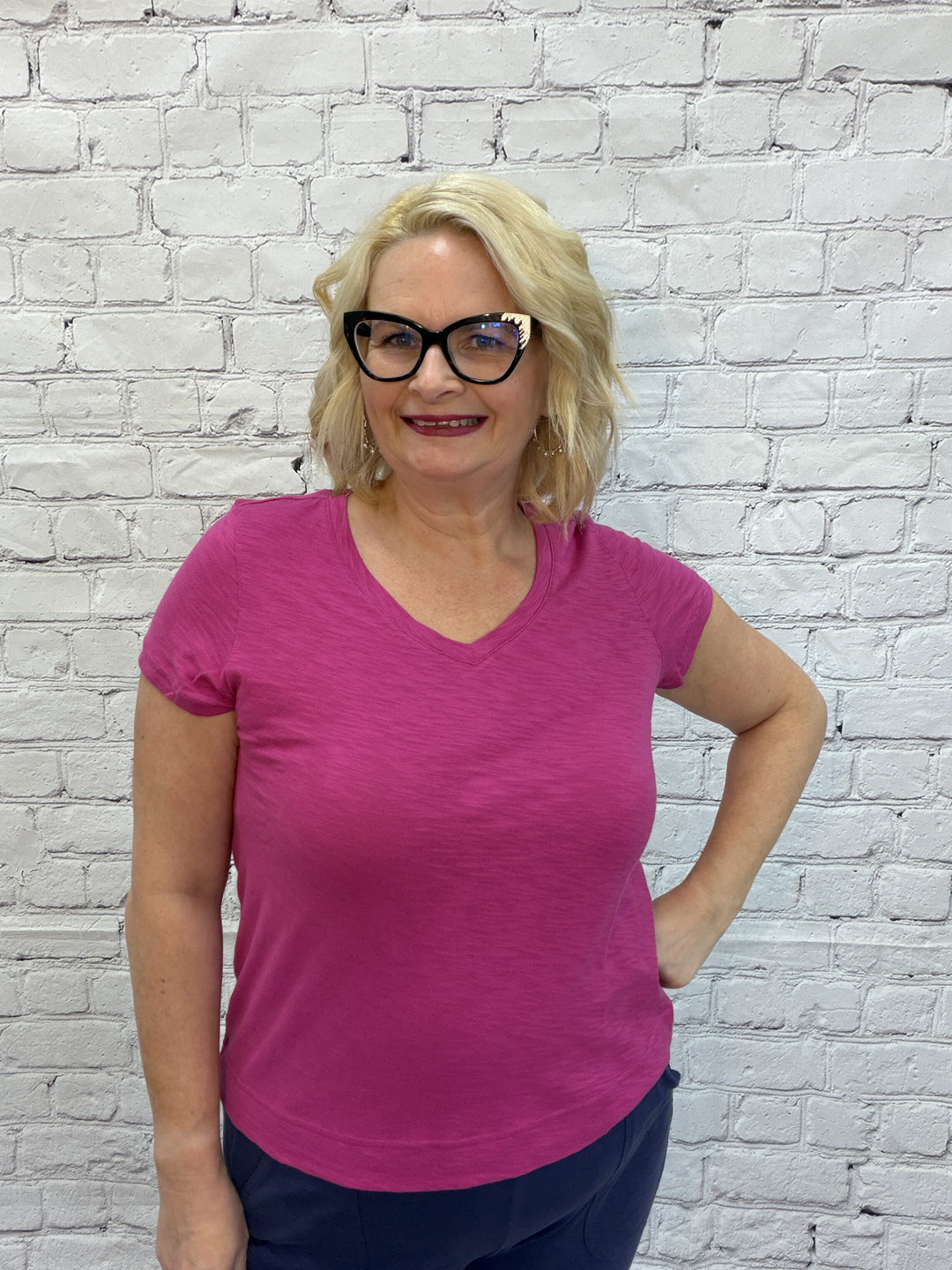 Escape by Habitat V-Neck T-Shirt E10000F6 - Fuchsia