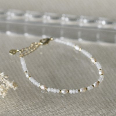 Glee Iyla Moonstone Bracelet - Gold