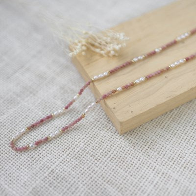 Glee Mira Necklace - Gold/Pink/Rhodonite/Pearl