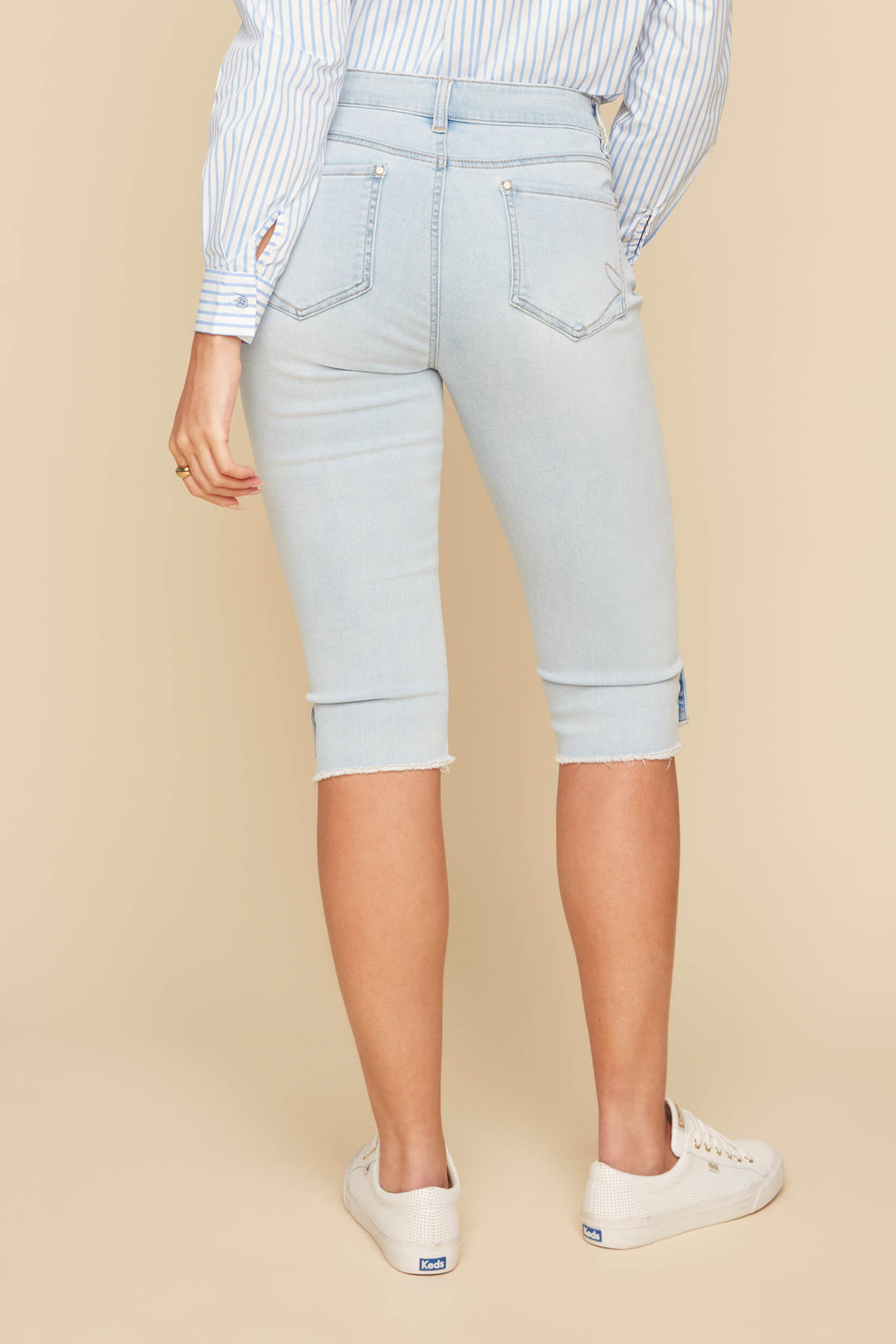 Renuar 5-Pocket Woven Denim Capri R8115D-E2141-BLEACW Bleached Wash