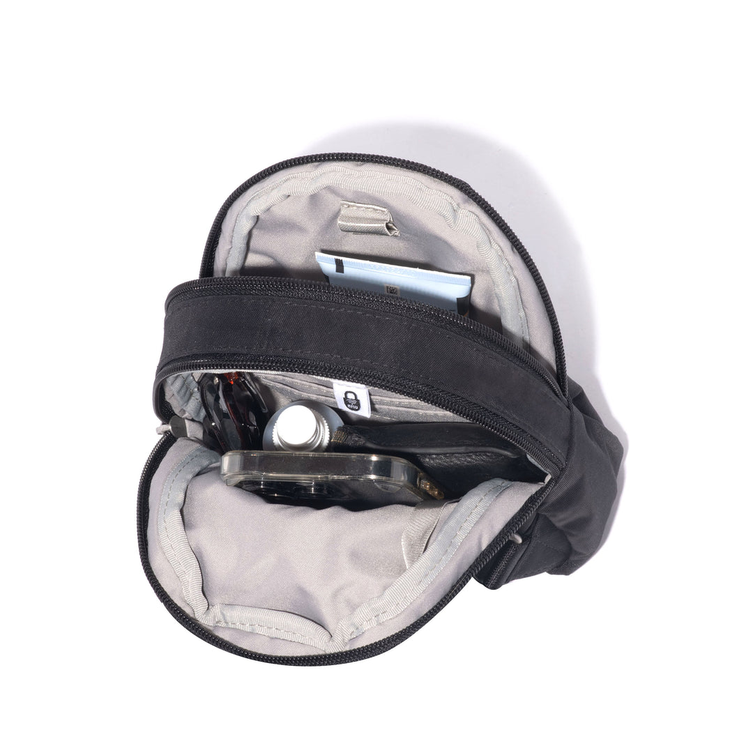 Baggallini Double Zip Mini Sling ZSL883-Black