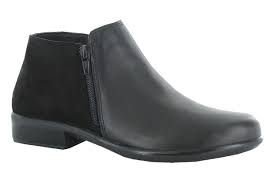 Womens Naot Helm Ankle Boot w/Side Zip 26030-N74 Black Raven Leather - LAST PAIR SIZE 36 (5-5.5)